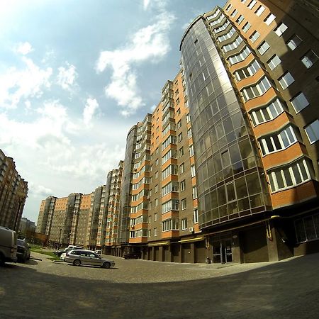 Appartamento Naberezhnaya Roshen Vinnycja Esterno foto