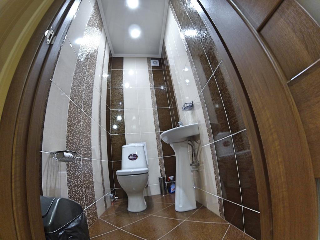 Appartamento Naberezhnaya Roshen Vinnycja Esterno foto