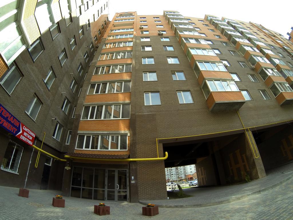 Appartamento Naberezhnaya Roshen Vinnycja Esterno foto